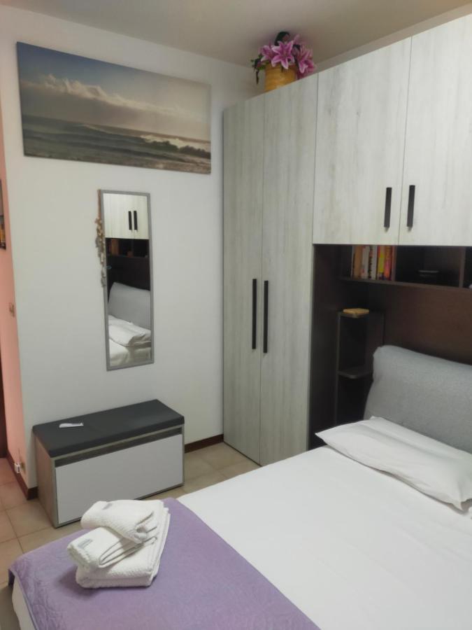 Appartamento Riviera Trilocale Wifi E Parcheggio Privato Ventimiglia Buitenkant foto